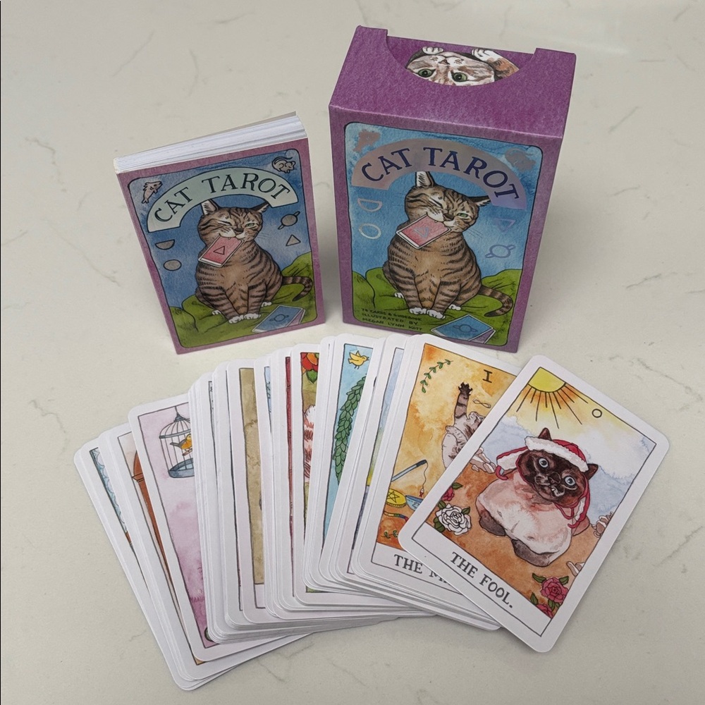 💜Cat Tarot Card Deck - 78 cards with box & guidebook💜